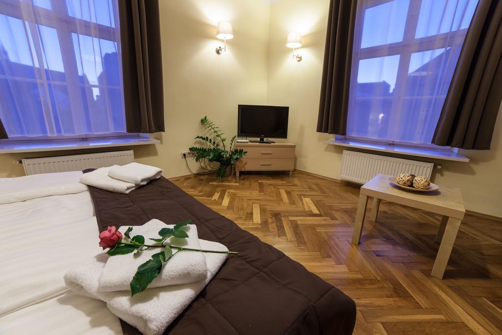 Place 4 You Apartments Krasków Cameră foto