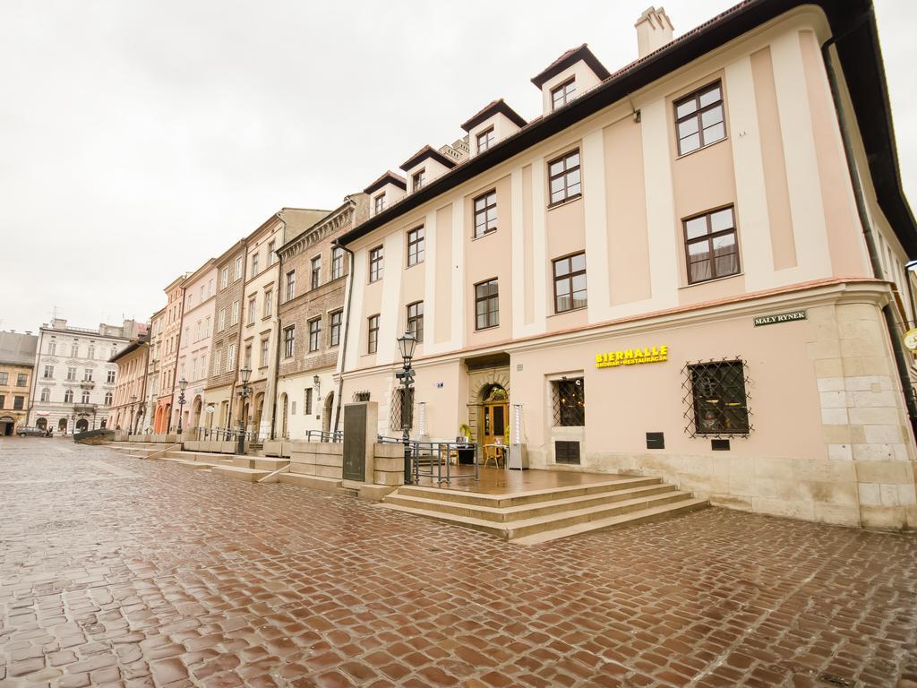 Place 4 You Apartments Krasków Exterior foto